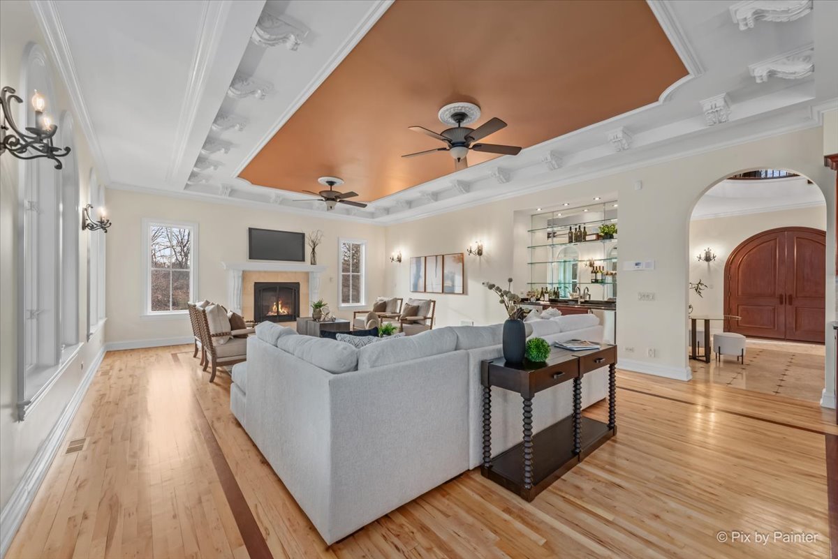 Lake Forest, Illinois, 60045, United States, 4 Bedrooms Bedrooms, ,6 BathroomsBathrooms,Residential,Active,2032073