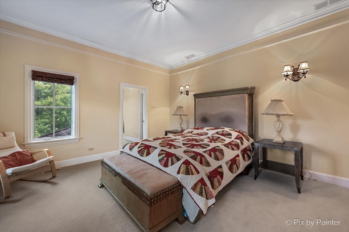 Lake Forest, Illinois, 60045, United States, 4 Bedrooms Bedrooms, ,6 BathroomsBathrooms,Residential,Active,2032073