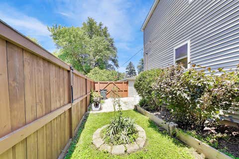 Tiny photo for 232 E VILLAGE Drive, Northlake, IL 60164 (MLS # 12696505)