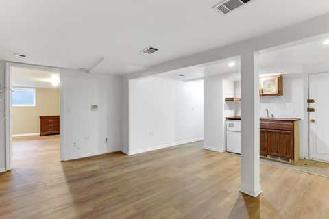 Tiny photo for 2941 N Sheffield Avenue #1, Chicago, IL 60657 (MLS # 12361423)