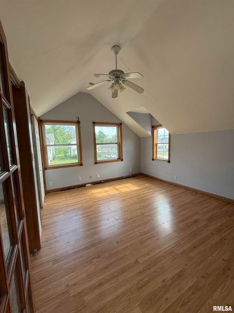 Tiny photo for 237 1ST Avenue, Clinton, IA 52732 (MLS # QC4263362)