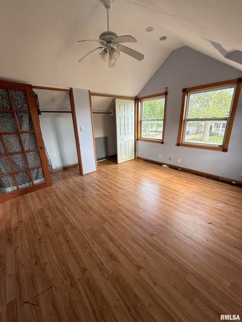 Tiny photo for 237 1ST Avenue, Clinton, IA 52732 (MLS # QC4263362)