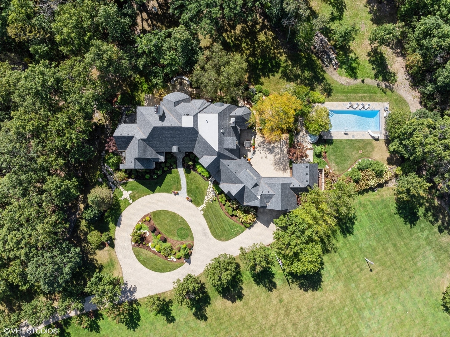 27104 Southwoods Lane
