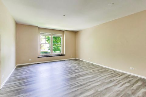 Tiny photo for 932 Tuscany Drive, Streamwood, IL 60107 (MLS # 12651351)
