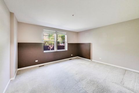 Tiny photo for 932 Tuscany Drive, Streamwood, IL 60107 (MLS # 12651351)