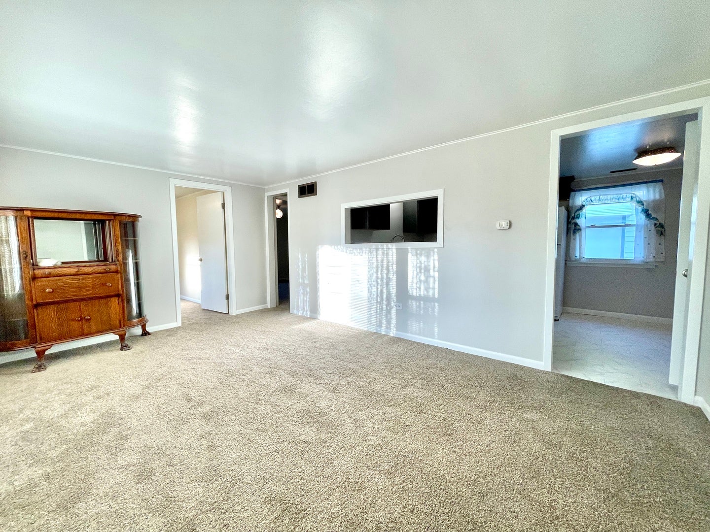 296 N Levasseur Avenue