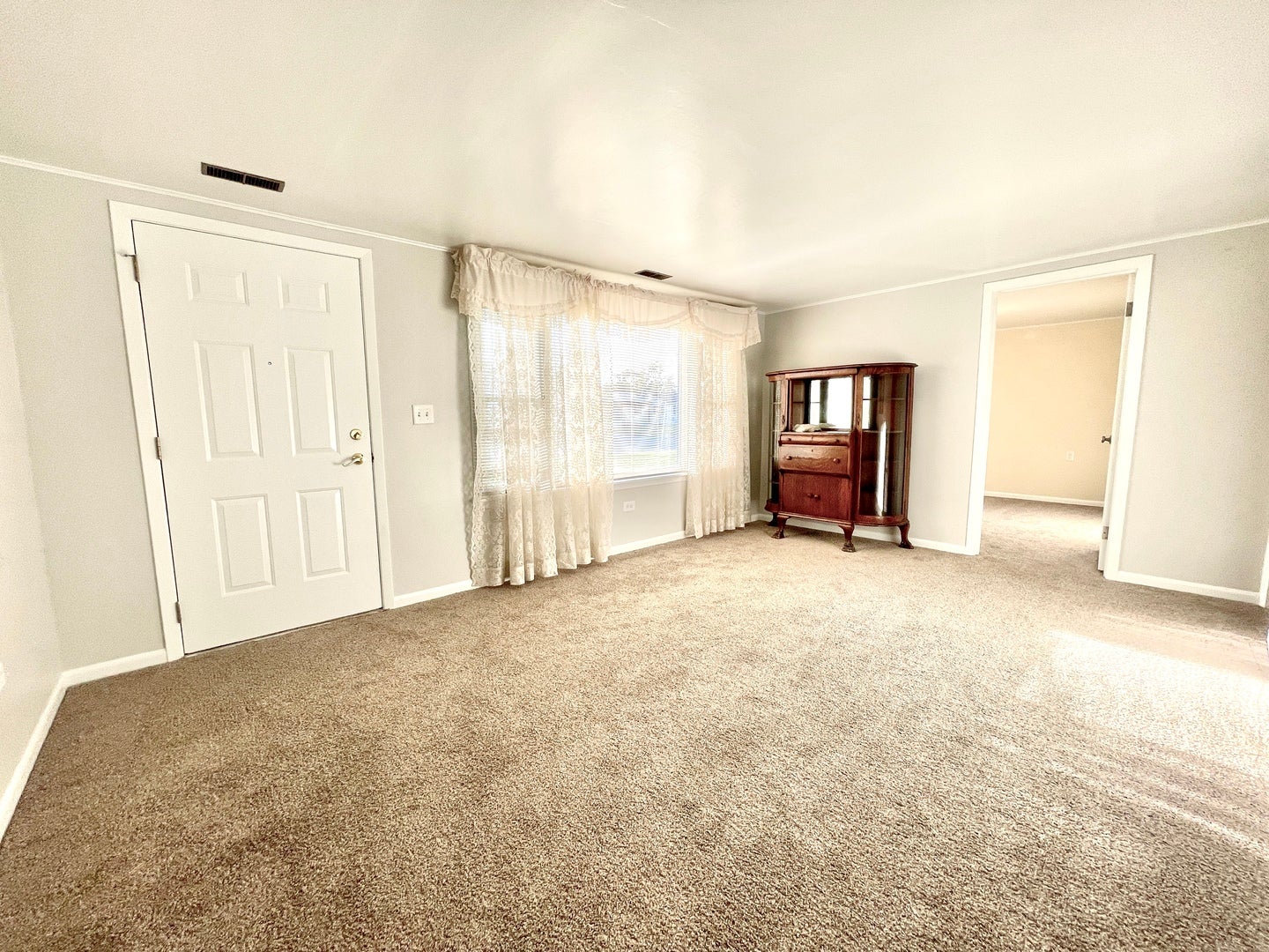 296 N Levasseur Avenue