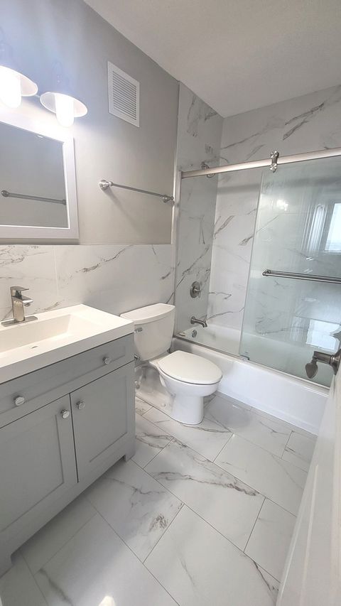 Tiny photo for Oak Brook, IL 60523 (MLS # 12557987)