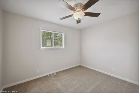 Tiny photo for 564 White Oak Road, Bolingbrook, IL 60440 (MLS # 12652424)