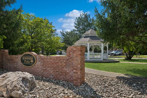 Tiny photo for 6409 Davidson Court, Gurnee, IL 60031 (MLS # 12574129)