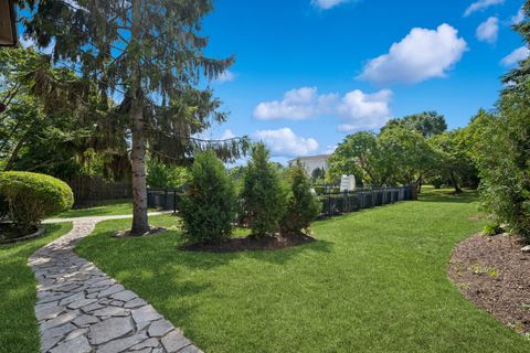 Tiny photo for 6409 Davidson Court, Gurnee, IL 60031 (MLS # 12574129)