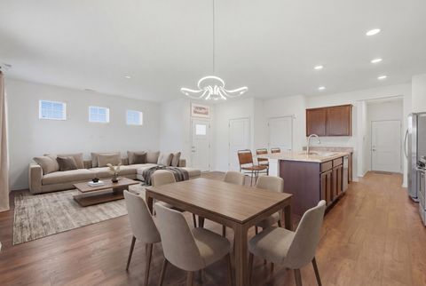 Tiny photo for 1882 Southern Circle #1882, Pingree Grove, IL 60140 (MLS # 12591522)