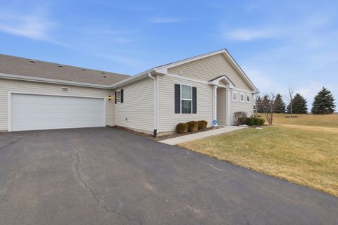 Photo of 1882 Southern Circle #1882, Pingree Grove, IL 60140 (MLS # 12591522)