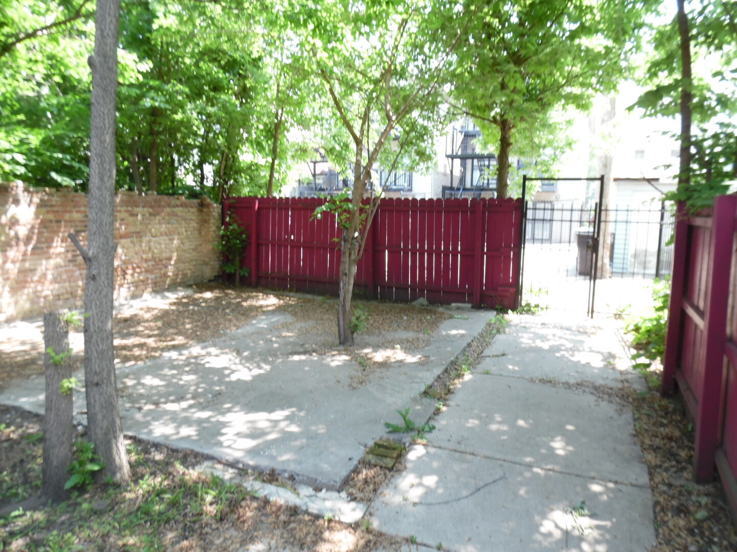 6347 S Eberhart Avenue