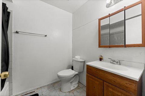 Tiny photo for 7945 S Phillips Avenue, Chicago, IL 60617 (MLS # 12596267)