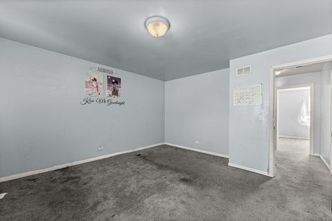 Tiny photo for 7945 S Phillips Avenue, Chicago, IL 60617 (MLS # 12596267)