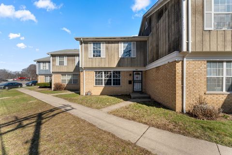 Photo of 7945 S Phillips Avenue, Chicago, IL 60617 (MLS # 12596267)