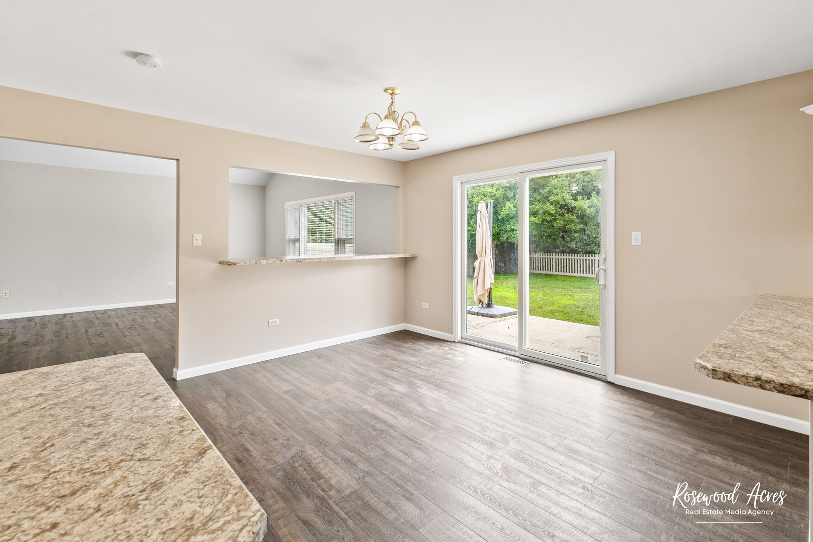 1347 W Cap Circle