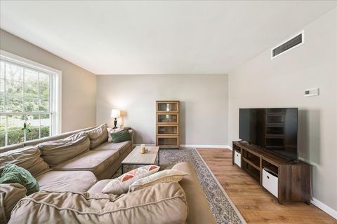 Tiny photo for 120 Bright Oaks Circle, Cary, IL 60013 (MLS # 12479167)