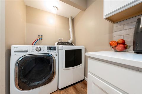 Tiny photo for 120 Bright Oaks Circle, Cary, IL 60013 (MLS # 12479167)