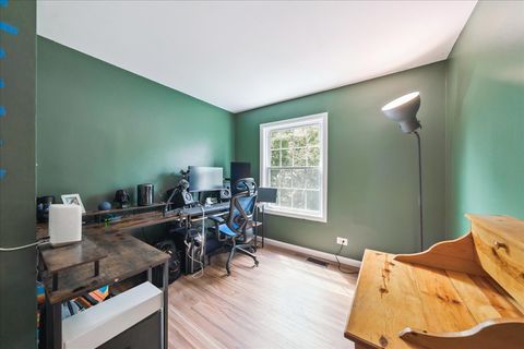Tiny photo for 120 Bright Oaks Circle, Cary, IL 60013 (MLS # 12479167)