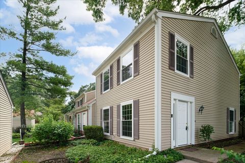 Photo of 120 Bright Oaks Circle, Cary, IL 60013 (MLS # 12479167)