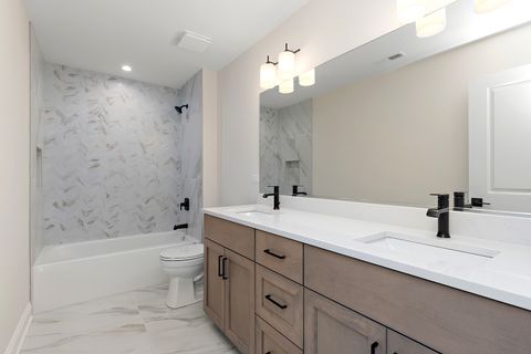 Tiny photo for 1025 Walter Street, Lemont, IL 60439 (MLS # 12487861)