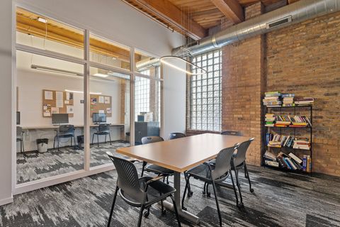 Tiny photo for 1040 W Adams Street #122, Chicago, IL 60607 (MLS # 12573035)