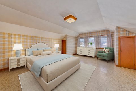 Tiny photo for 5381 N Lynch Avenue, Chicago, IL 60630 (MLS # 12604789)