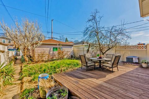 Tiny photo for 5381 N Lynch Avenue, Chicago, IL 60630 (MLS # 12604789)