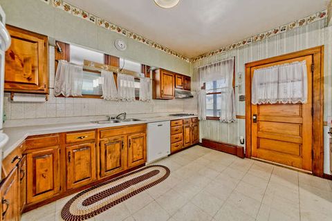 Tiny photo for 5381 N Lynch Avenue, Chicago, IL 60630 (MLS # 12604789)