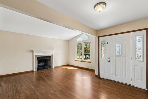 Tiny photo for 2708 W Lucia Avenue, Waukegan, IL 60085 (MLS # 12628320)