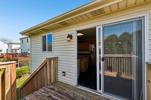 Tiny photo for 2708 W Lucia Avenue, Waukegan, IL 60085 (MLS # 12628320)