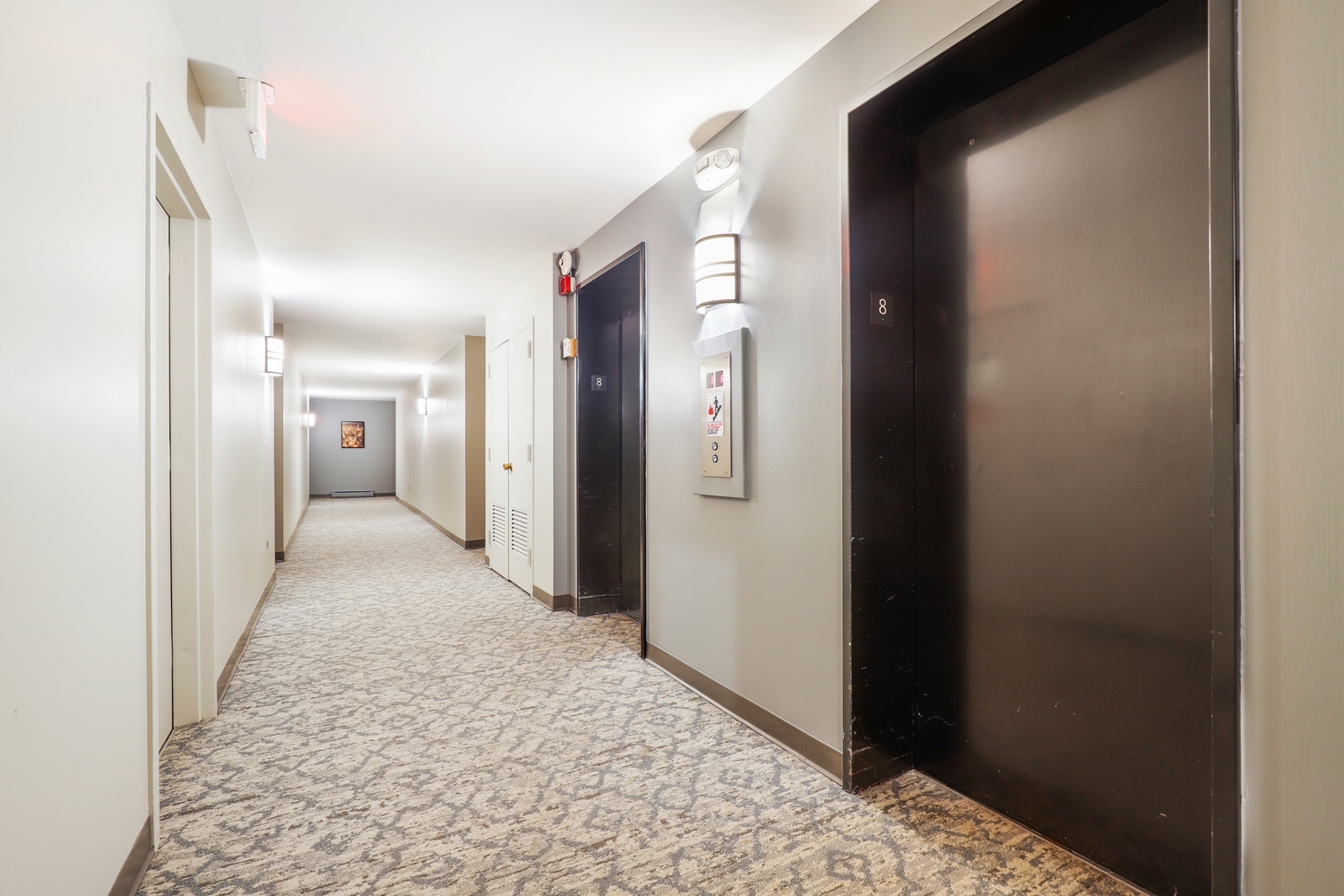 141 N La Grange Road 805