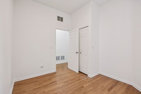 Tiny photo for 4644 S Prairie Avenue #2N, Chicago, IL 60653 (MLS # 12567475)