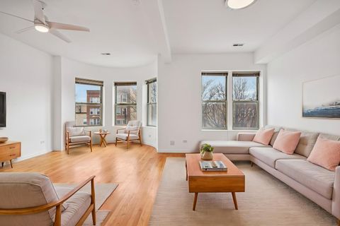 Tiny photo for 4644 S Prairie Avenue #2N, Chicago, IL 60653 (MLS # 12567475)