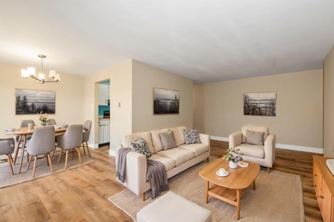 Tiny photo for 4113 W 97th Place #303, Oak Lawn, IL 60453 (MLS # 12685571)