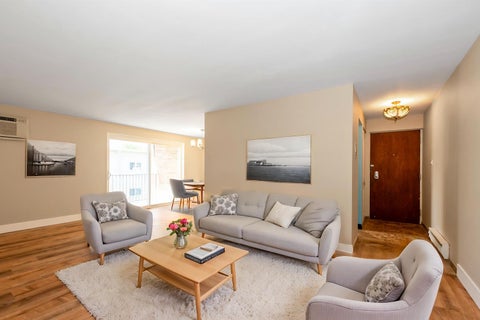 Tiny photo for 4113 W 97th Place #303, Oak Lawn, IL 60453 (MLS # 12685571)
