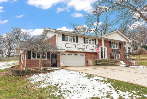 Tiny photo for 14405 Greenland Avenue, Orland Park, IL 60462 (MLS # 12542852)