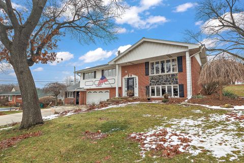 Tiny photo for 14405 Greenland Avenue, Orland Park, IL 60462 (MLS # 12542852)