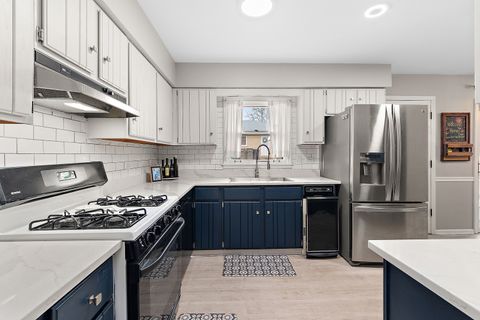 Tiny photo for 14405 Greenland Avenue, Orland Park, IL 60462 (MLS # 12542852)