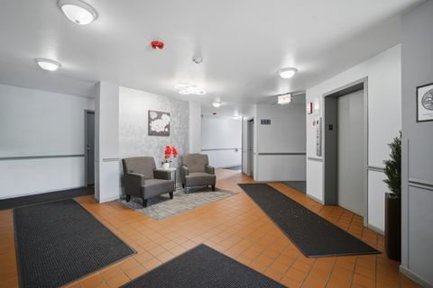 Tiny photo for 2600 Brookwood Way Drive #114, Rolling Meadows, IL 60008 (MLS # 12653171)