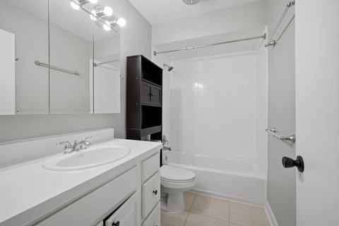 Tiny photo for 2600 Brookwood Way Drive #114, Rolling Meadows, IL 60008 (MLS # 12653171)