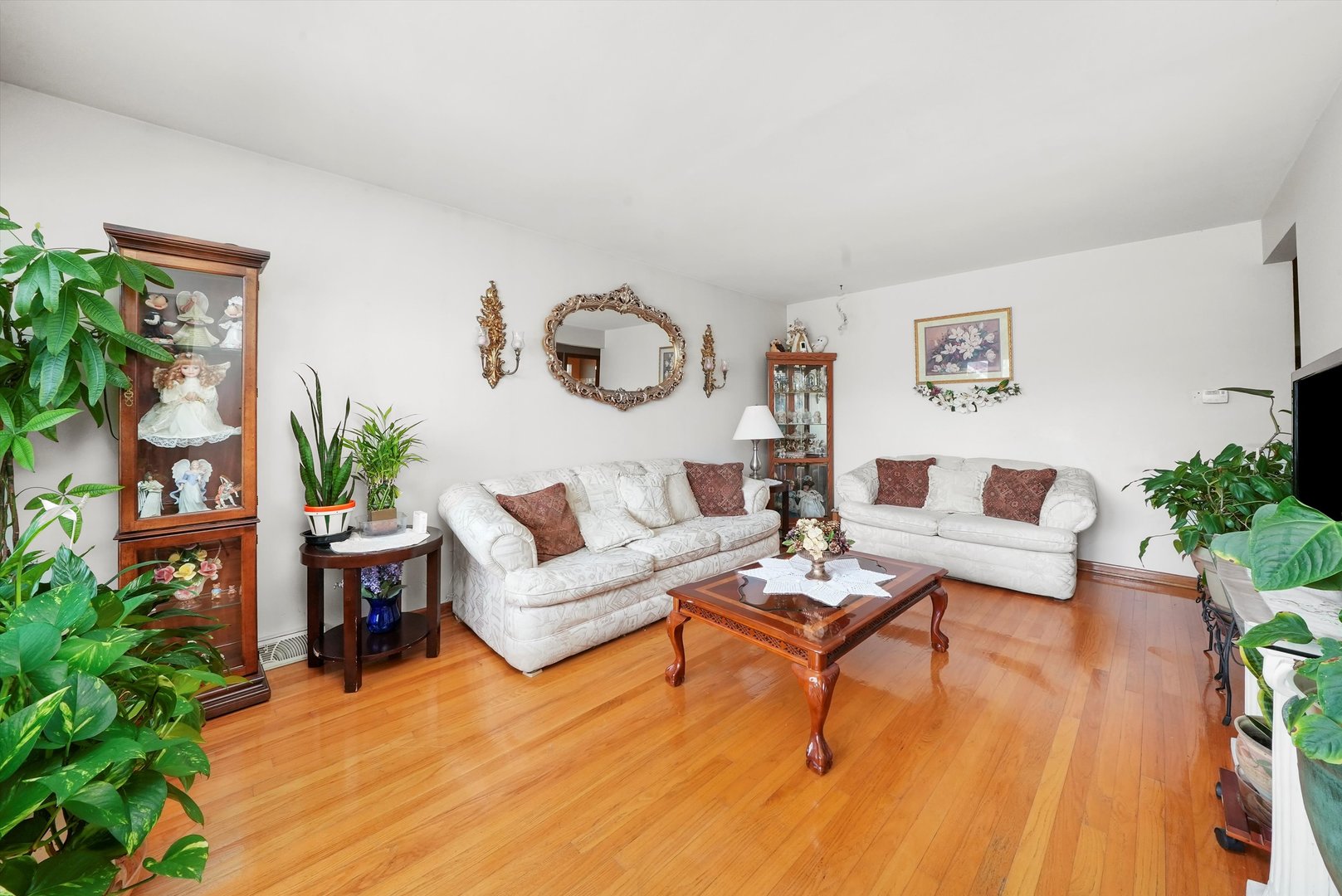 3943 W 66th Street