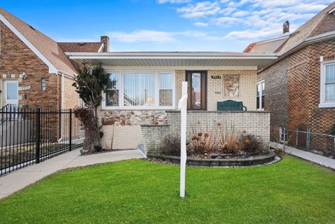 3943 W 66th Street Chicago IL 60629