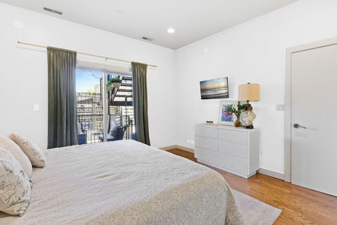 Tiny photo for 2708 W Thomas Street #2, Chicago, IL 60622 (MLS # 12477377)