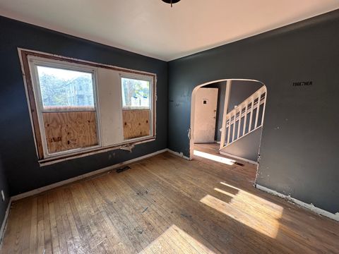 Tiny photo for 7125 S University Avenue, Chicago, IL 60619 (MLS # 12477243)