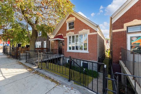Tiny photo for 3305 S Damen Avenue, Chicago, IL 60608 (MLS # 12512765)