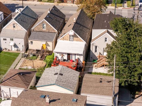 Tiny photo for 3305 S Damen Avenue, Chicago, IL 60608 (MLS # 12512765)