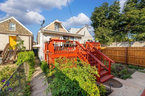 Tiny photo for 3305 S Damen Avenue, Chicago, IL 60608 (MLS # 12512765)